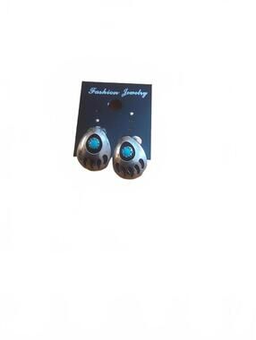 Vintage Turquoise South Western Clip-on Earrings